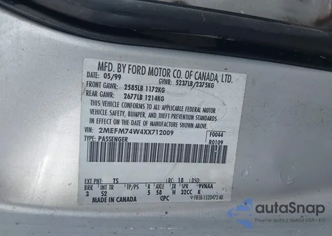 1999 Mercury Grand Marquis Gs from USA, damaged, VIN 2MEFM74W4XX712009